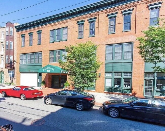 Building Photo - 101 Park Ave Unit 3E