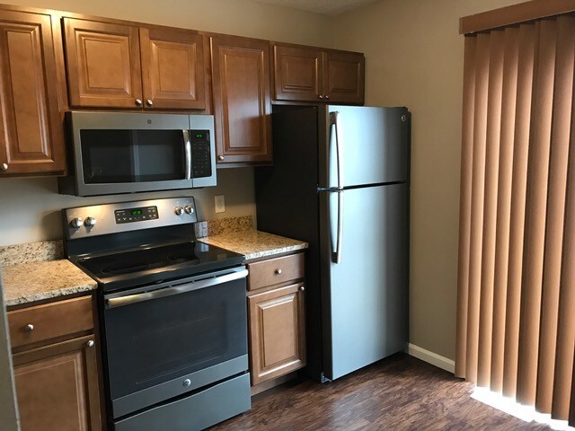 Scenery Hill Apartments