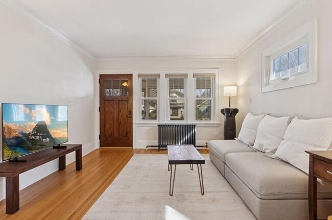 Photo - 1738 Palace Ave