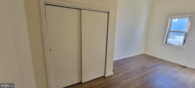 Photo - 7539 W River Dr