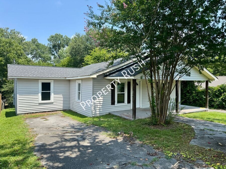 Photo - 106 Champion Rd
