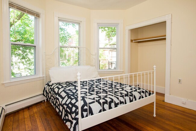 Photo - 97 Calumet St Unit 2