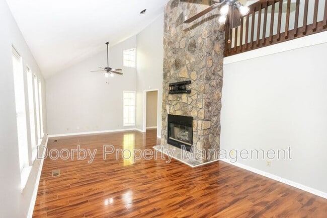 Photo - 6114 Sasha Ln