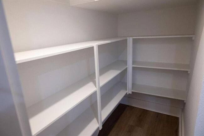 Photo - 8805 Parkway Dr Apartment