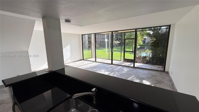 Photo - 2961 SW 87th Ave Unidad 301