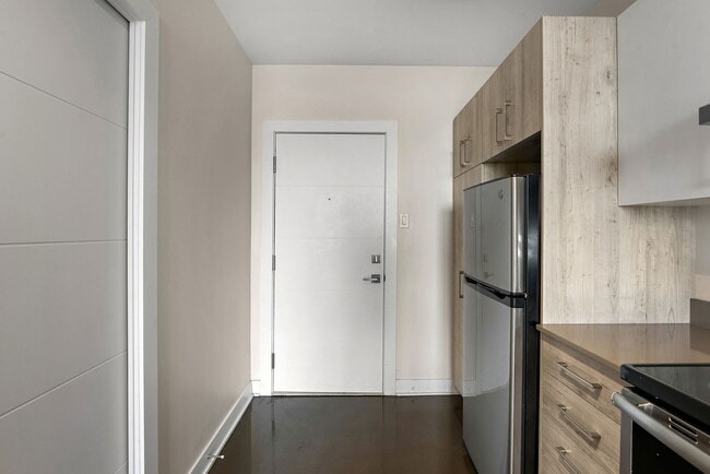 Photo - 1421 Av. Argyle