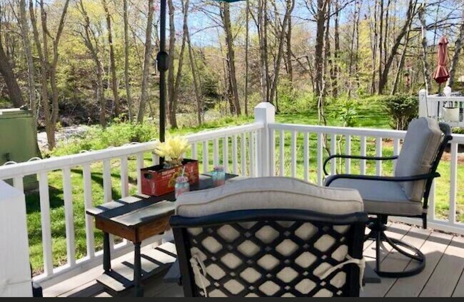 Photo - 17 Water St Unidad #3