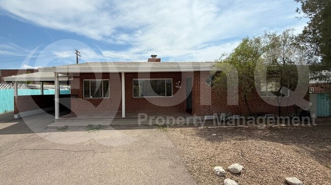 Building Photo - 2212 E La Mirada St Rental
