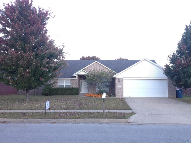 Photo - 3913 SW Cherry Rd House