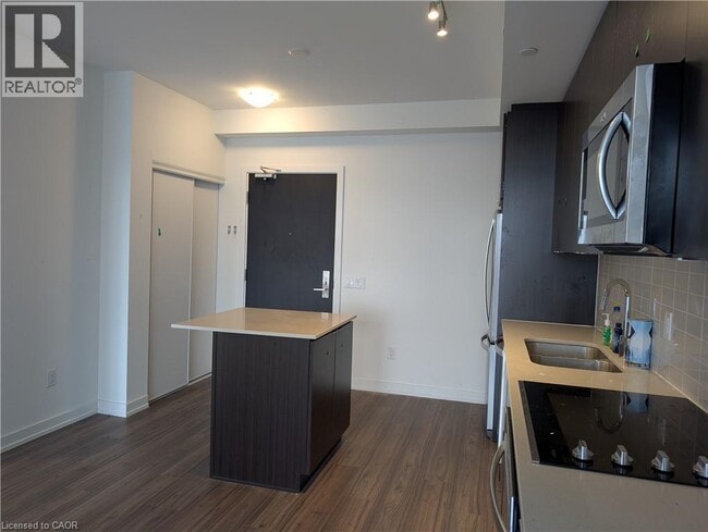 Photo - 55 Duke St W Unit 2106