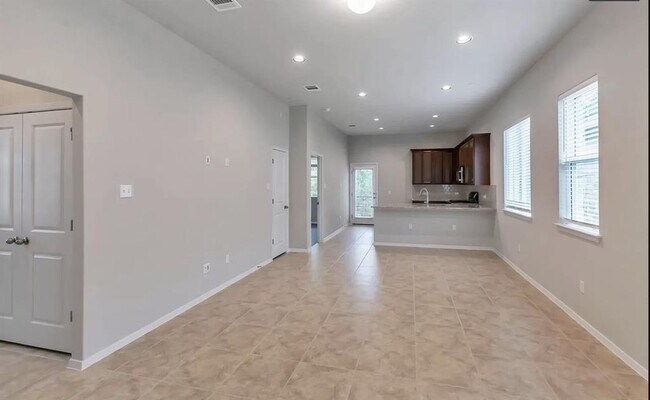 Photo - 2800 Joe Dimaggio Blvd Unit 88