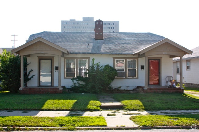 Building Photo - 1144 S Wheeling Ave Rental