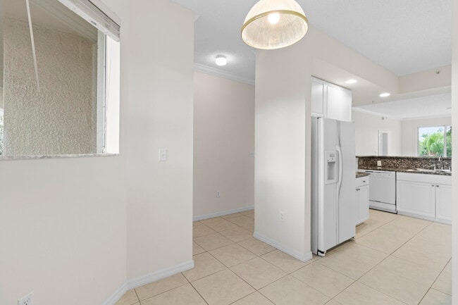 Photo - 26 Royal Palm Way Unit 304