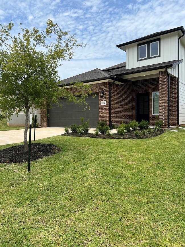 Photo - 1722 Cayden Oak Ln