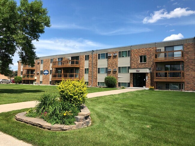 Silver Leaf South Fargo