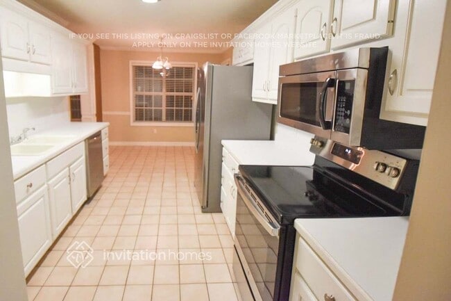 Photo - 820 Cambridge Creek Dr SW