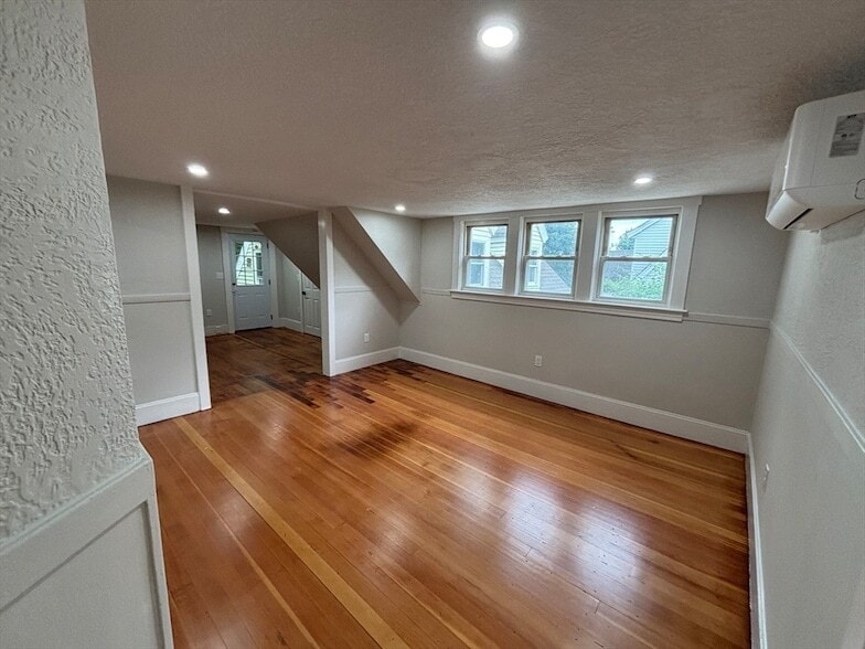 Photo - 22 Pleasant St Condo Unit 2