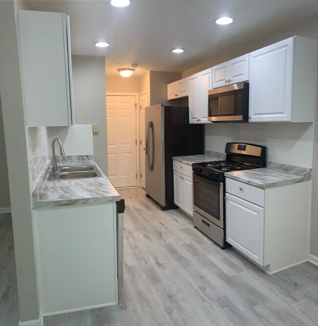 Photo - 289 Silver Ridge Dr