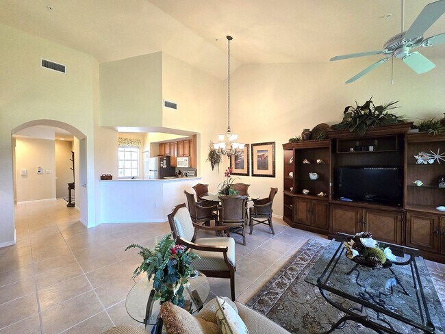 Photo - ** PELICAN LANDING ** 3 BED / 2 BATH - GAR...