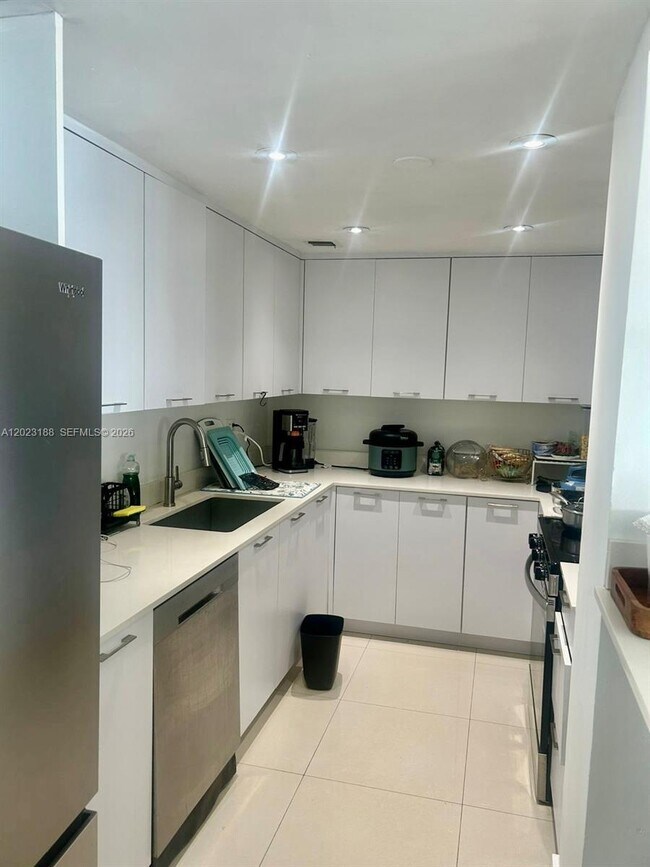 Photo - 2451 Brickell Ave Unit 16J