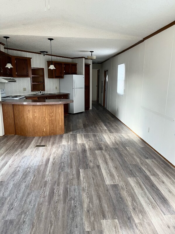 104 Lynn Dr