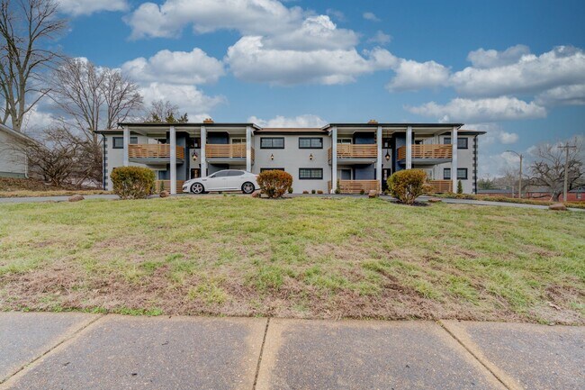 Photo - Heartwoods Manor Unidad E