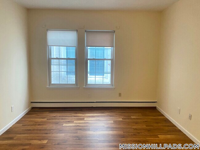 Photo - 62 S Huntington Ave Unit 12