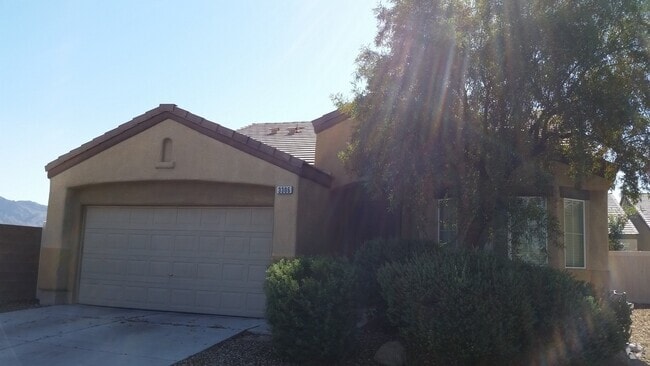Building Photo - 3 Bedroom Home for rent.