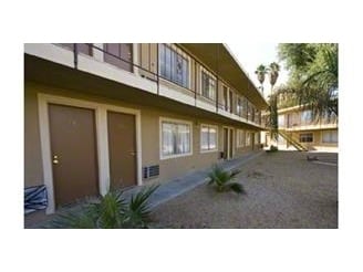 Oak Tree Apartments