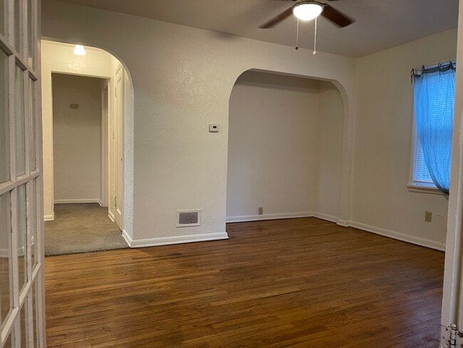 Photo - 706 S 25th St Unit A