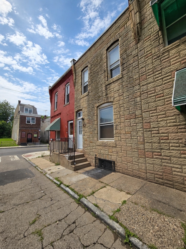 Photo - Beautiful Newly-Renovated Home!