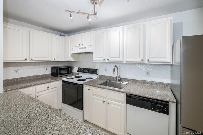 123 Mamaroneck Ave Unit 614