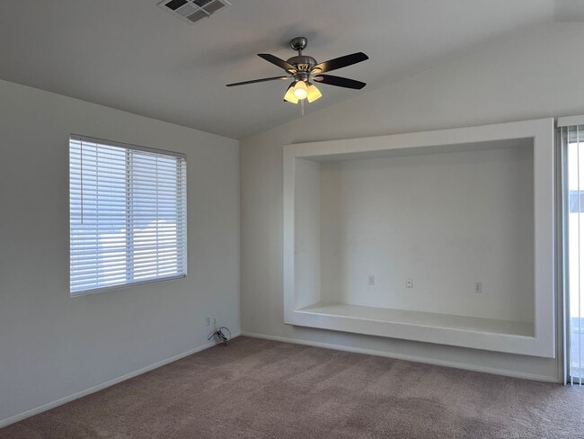 Photo - Single Story - 2 bedroom (Gated)