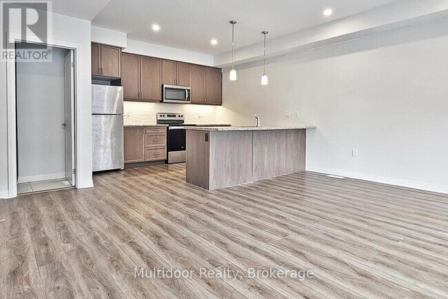 Photo - 51 Sparrow Ave