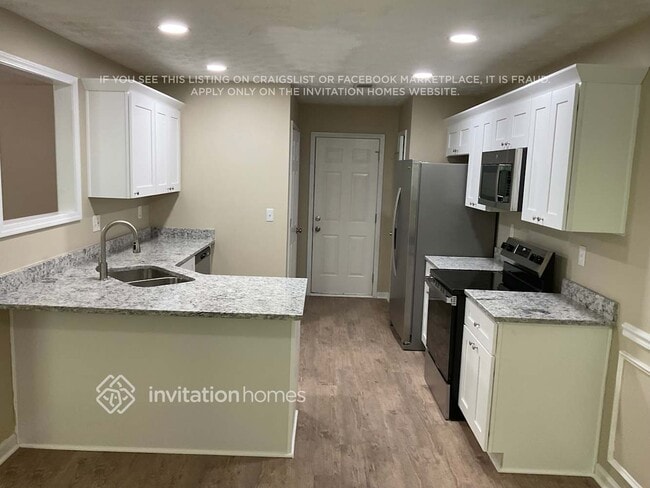Photo - 898 Kendall Park Dr