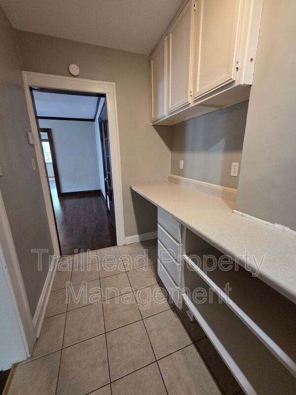 Photo - 1807 W 41st St