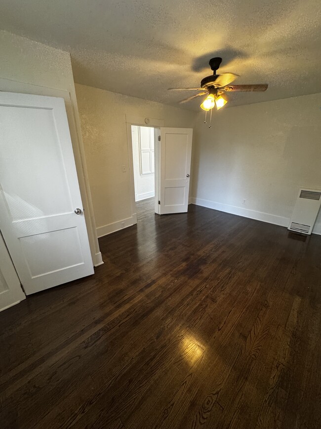 Photo - Forest Avenue Unit 913-1