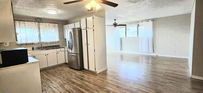 Building Photo - 181 Alohilani St Rental