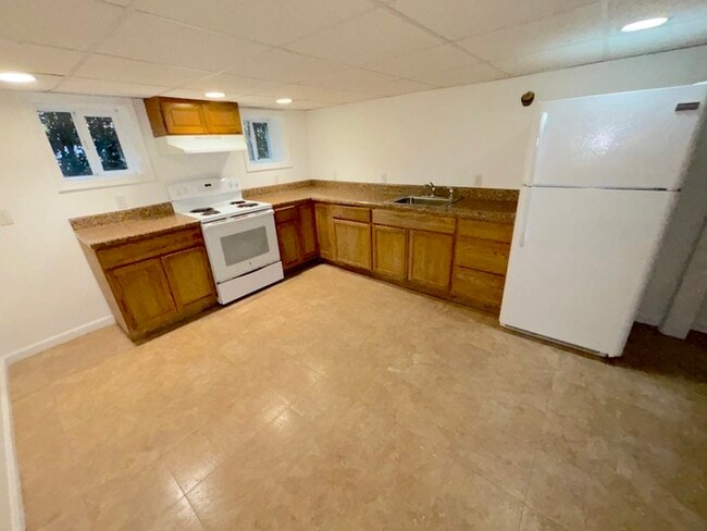 156 Dupont Cir