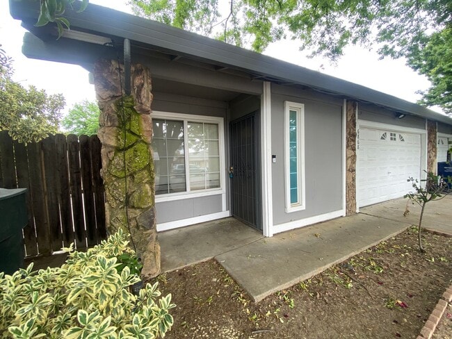 Photo - 6868 Barbara Lee Cir