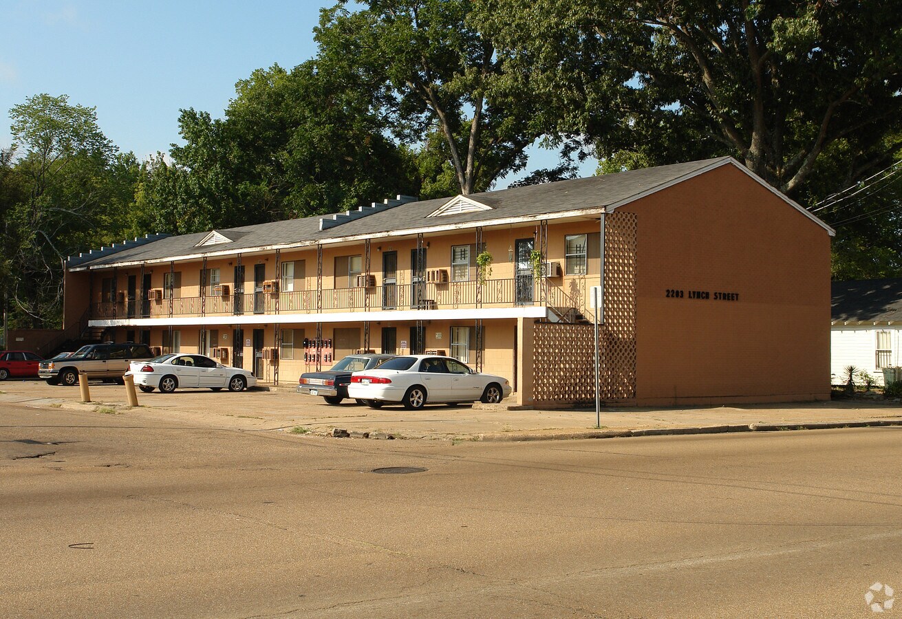 Photo - 2203 John R Lynch St Apartments