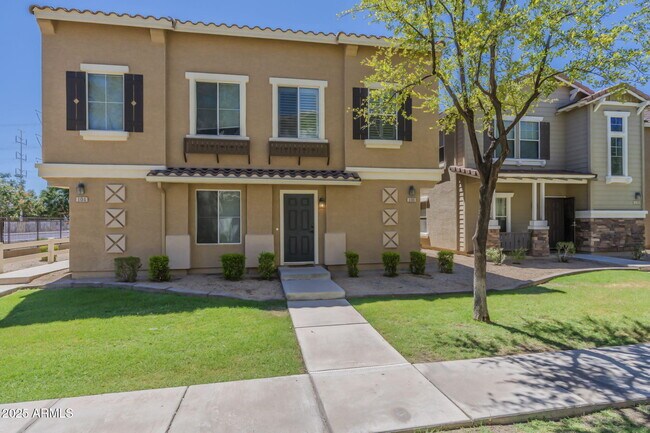 Photo - 106 W Commerce Ct