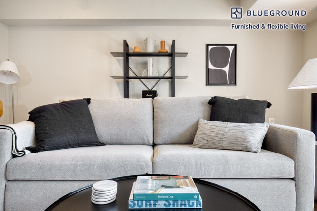 Photo - 4001 9th St N Unit FL12-ID593