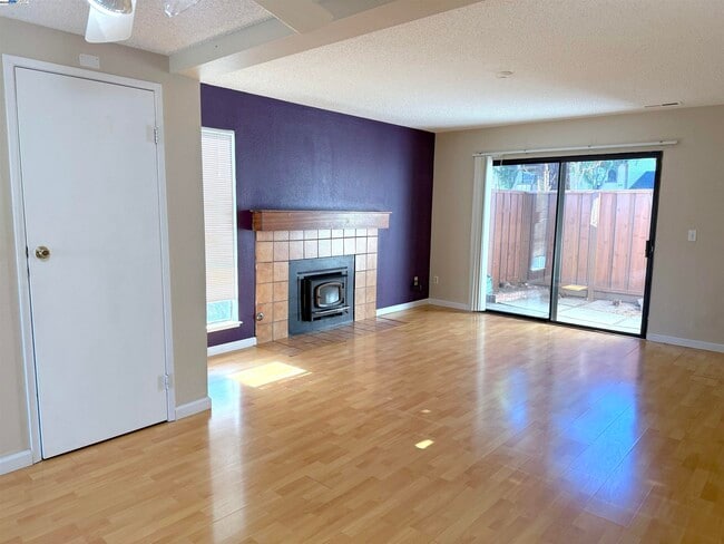 Photo - 6100 Joaquin Murieta Ave