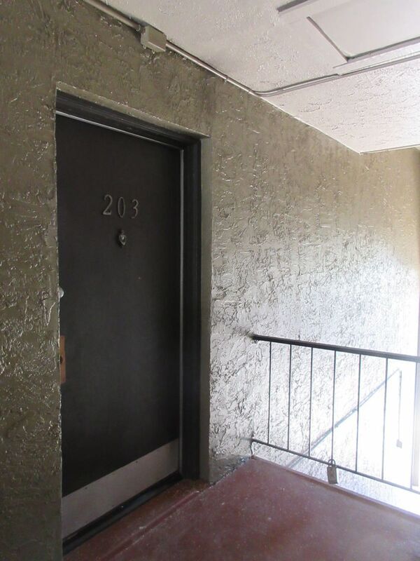 Photo - 435 Wymore Rd Unidad 203