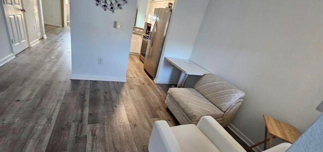 Photo - 1690 NE 33rd Ave