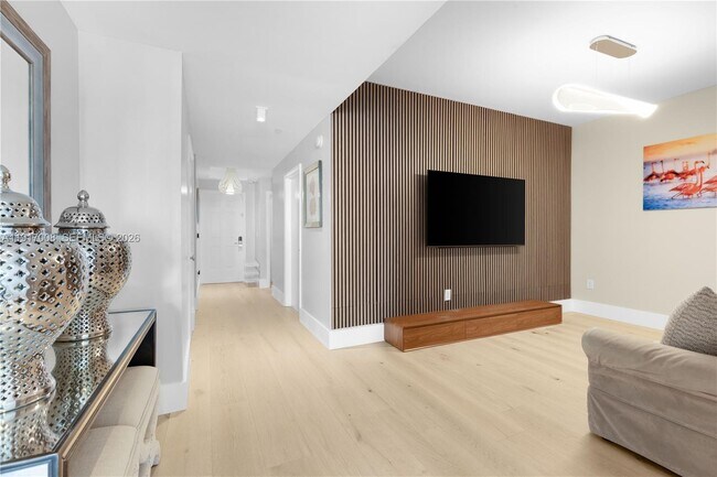 Photo - 3340 NE 190th St Unit 909