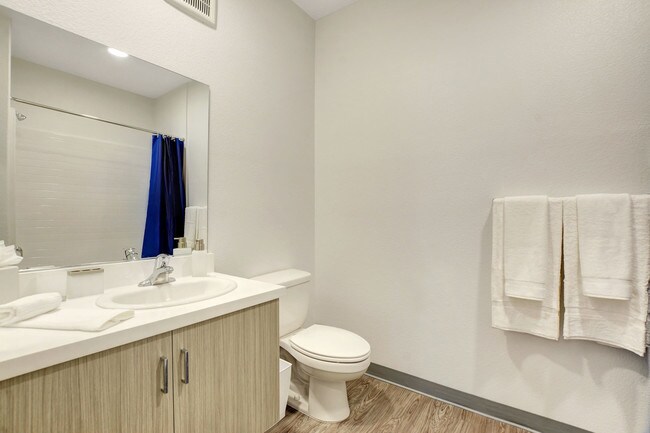 Siegel Suites Swenson II