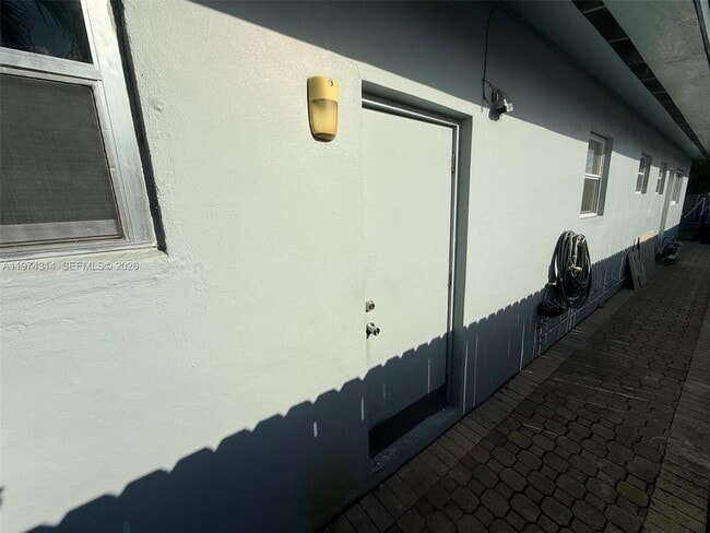 Photo - 1612 NE 169th St Unit 1