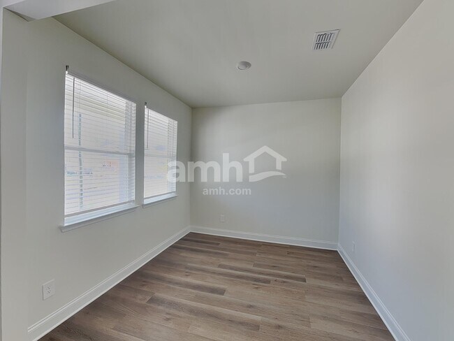 Photo - 3565 Shane Hill Rd SW